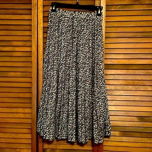 American Eagle pleated midi skirt